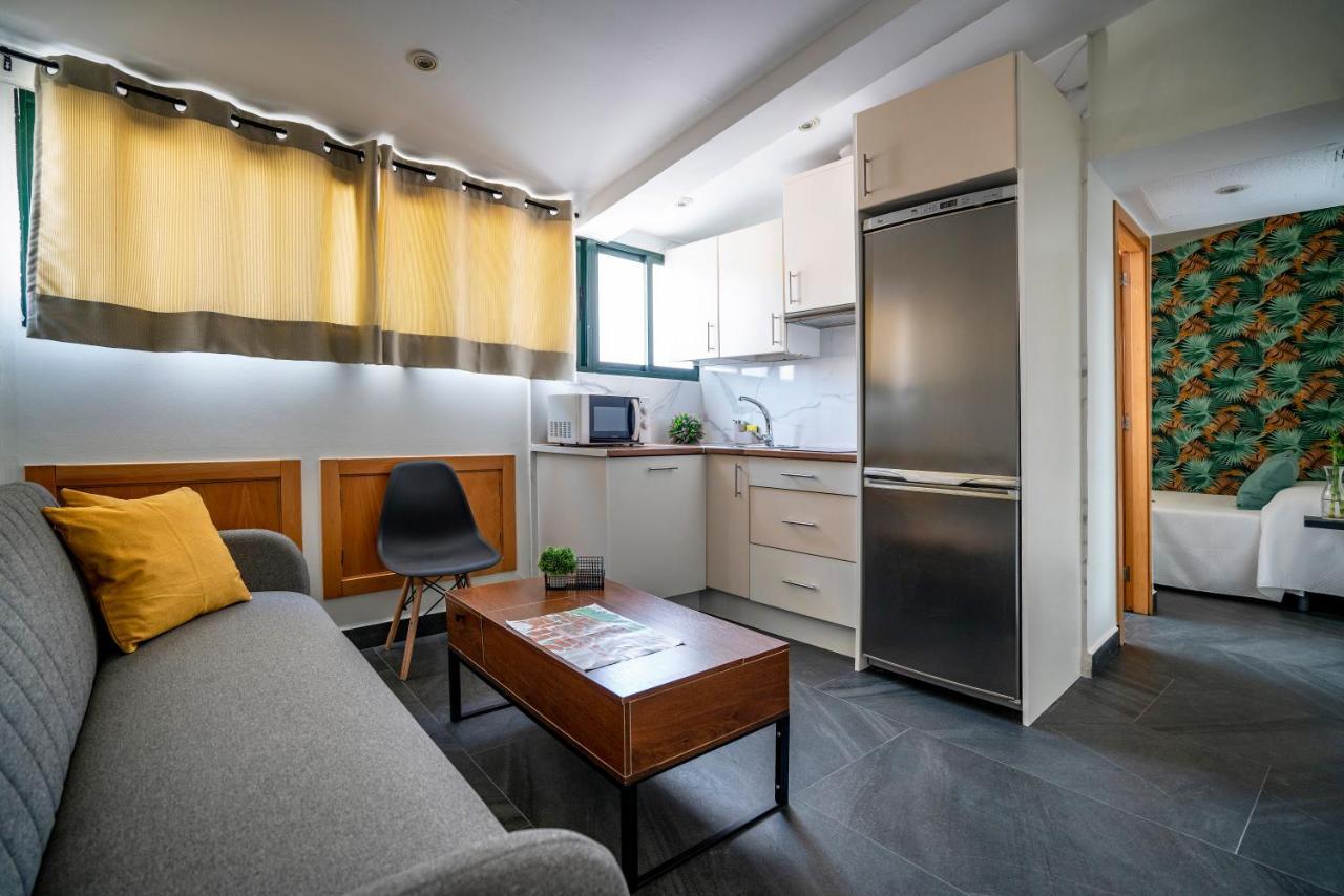 Apartamentos Caceres Historico Centro Ngoại thất bức ảnh