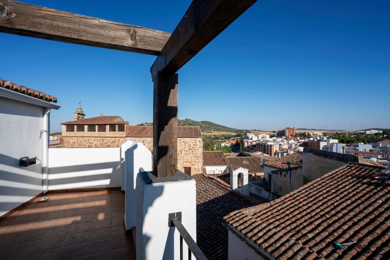 Apartamentos Caceres Historico Centro Ngoại thất bức ảnh
