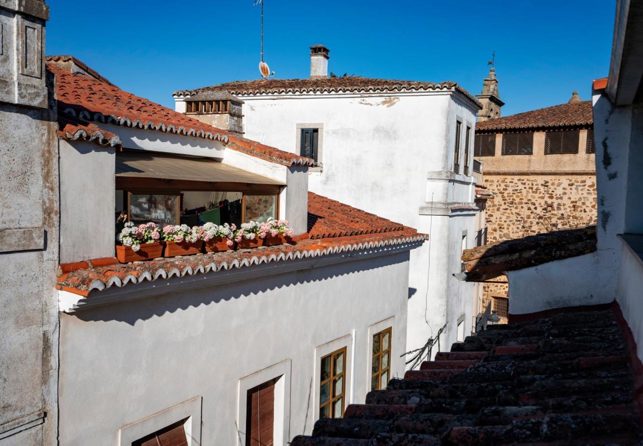 Apartamentos Caceres Historico Centro Ngoại thất bức ảnh